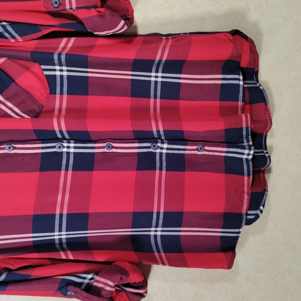 4111 Woolrich red and blue plaid flannel button up shirt M - Picture 4 of 13